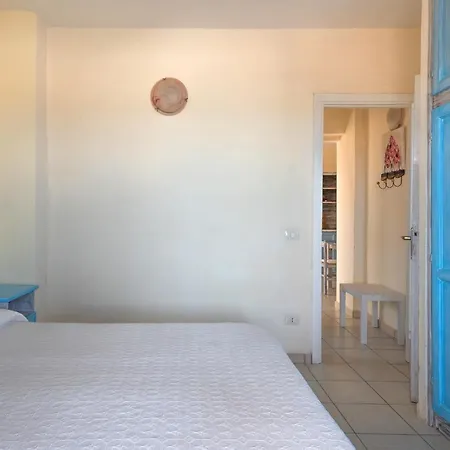 Aparthotel Isa-residence Baia De Bahas Golfo Di Marinella (Sardinia)