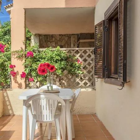 Isa-residence In At Only 450 M From The Beach, With Air Conditioning アパートホテル