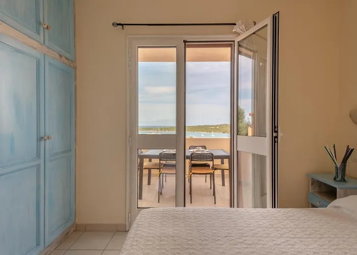 Isa-residence Baia De Bahas Golfo Di 3* マリネッラ