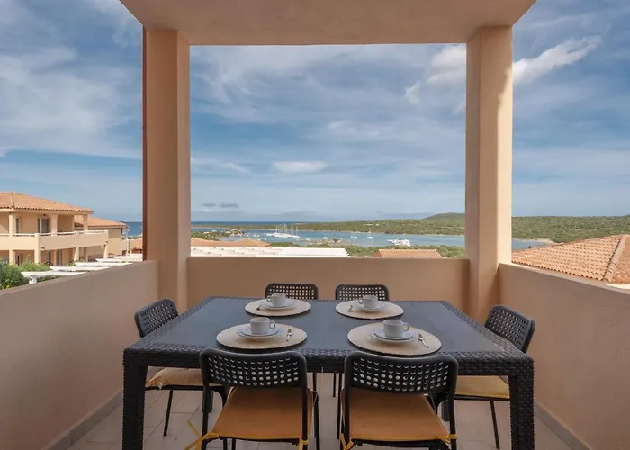 Isa-residence Baia De Bahas Golfo Di