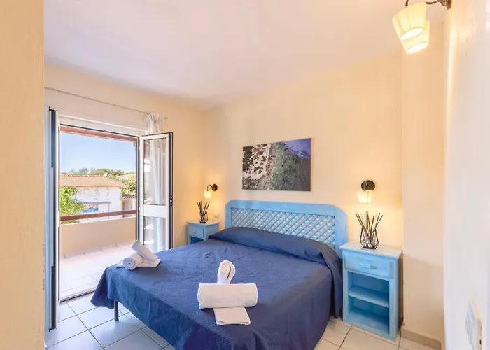アパートホテル Isa-residence Baia De Bahas Golfo Di マリネッラ